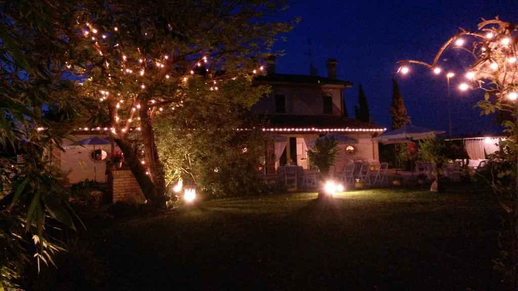Locanda Antico Casale تْشيزيناتيكو المظهر الخارجي الصورة